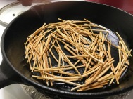 browned-spaghetti-sticks-2