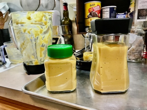 Peach And Green Olive Mayo Sauce